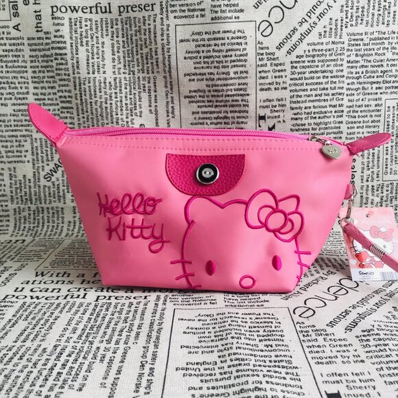 Hello Kitty Handbags - Hello Kitty MAKEUP BAG